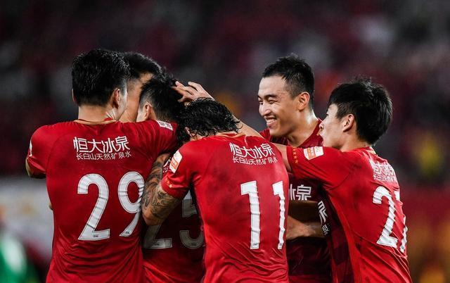 苏宁客场大胜,稳固中超积分榜位置的简单介绍 苏宁客场大胜,稳固中超积分榜位置的简单介绍