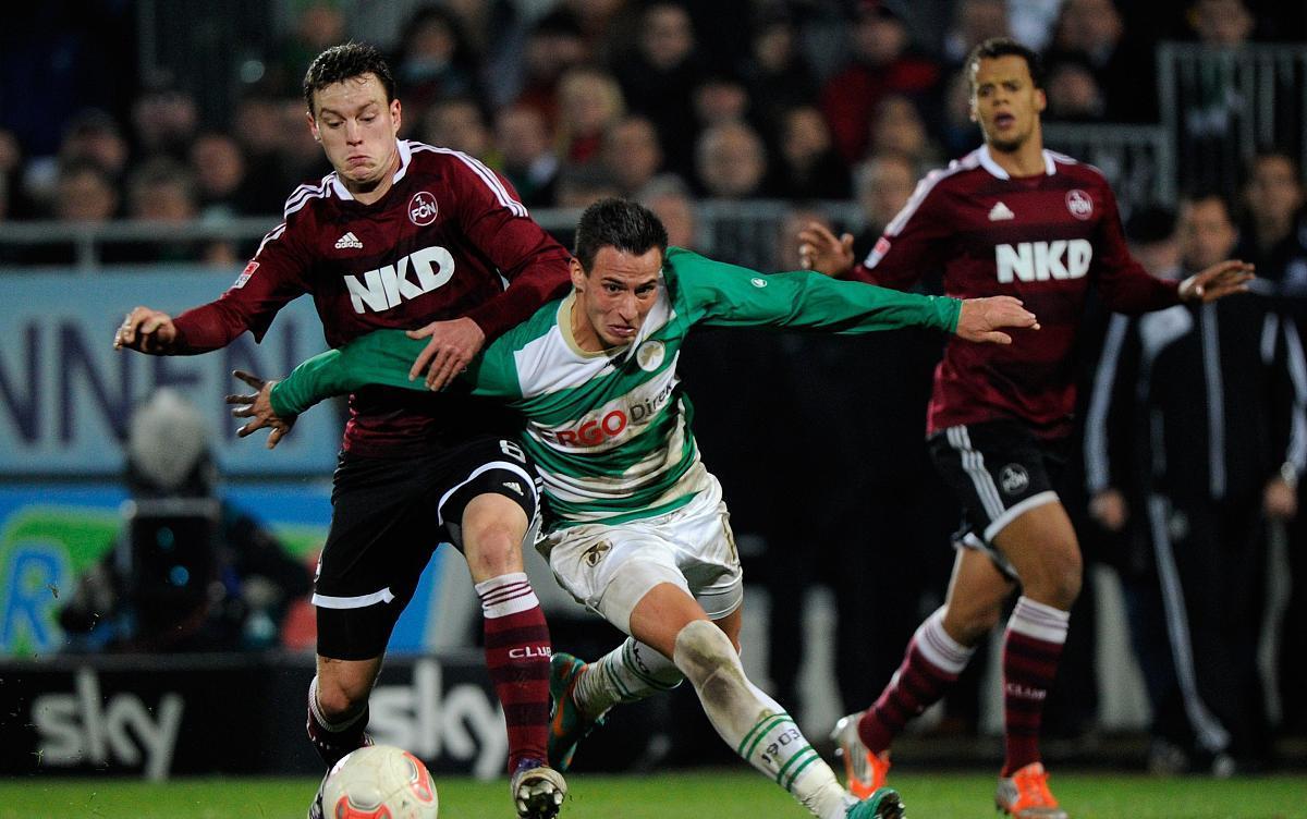 开云官方app入口-卡利亚里拿下胜利，迈出保级一步的简单介绍