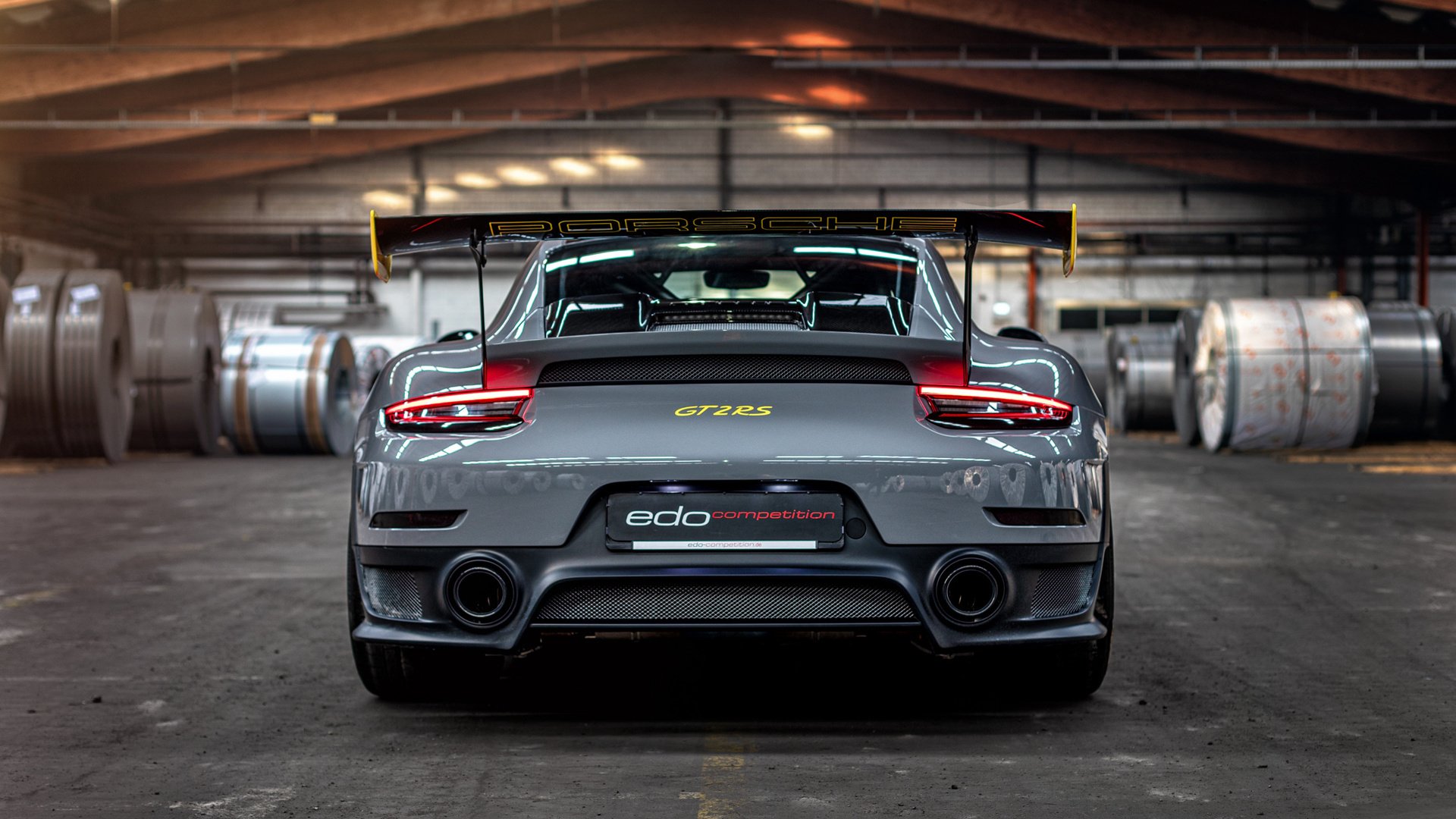 黄潜奇迹之夜，加克波致命一击，比利亚雷亚尔淘汰曼联晋级