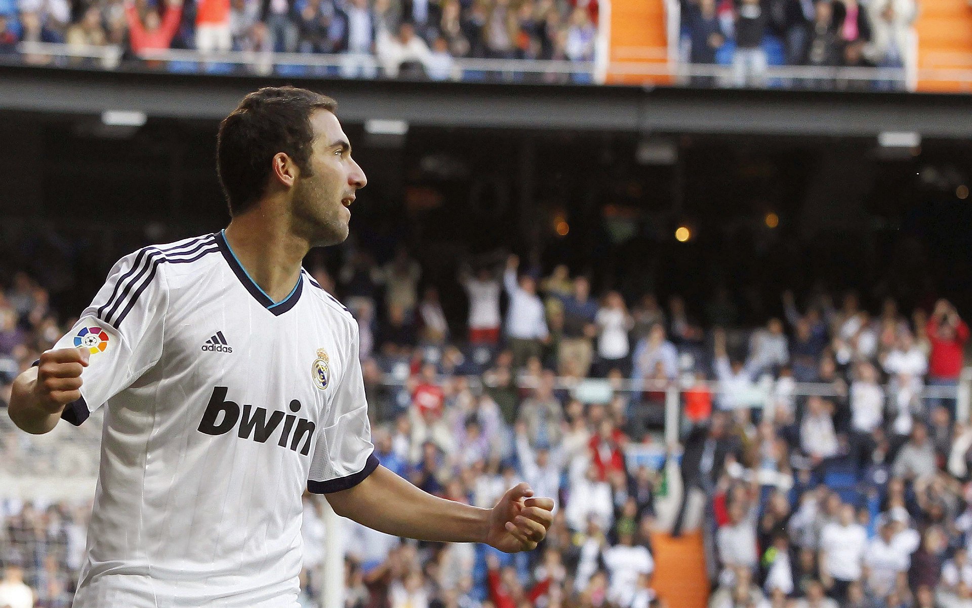 莫德里奇，克罗地亚的孤勇者，扛起全队对抗英伦风暴